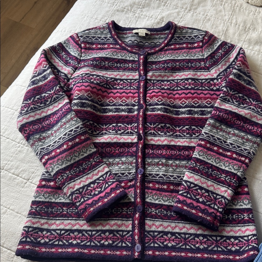 Vintage Patterned lambs wool Knit Cardigan Sweater